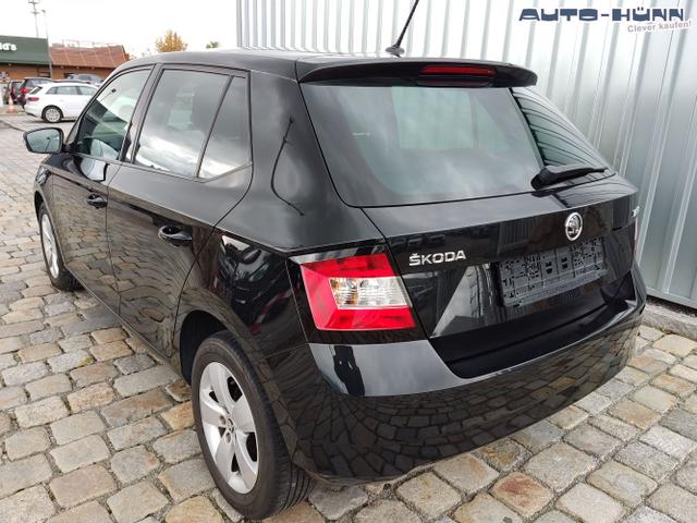 Skoda / Fabia / Schwarz / / / 