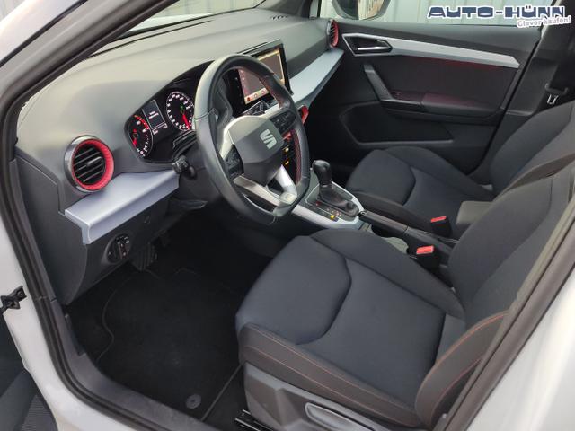 Seat / Arona / Wei&szlig; / / / 