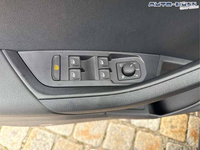 Skoda / Karoq / Schwarz / / / , Beispielbilder, ggf. teilweise mit Sonderausstattung