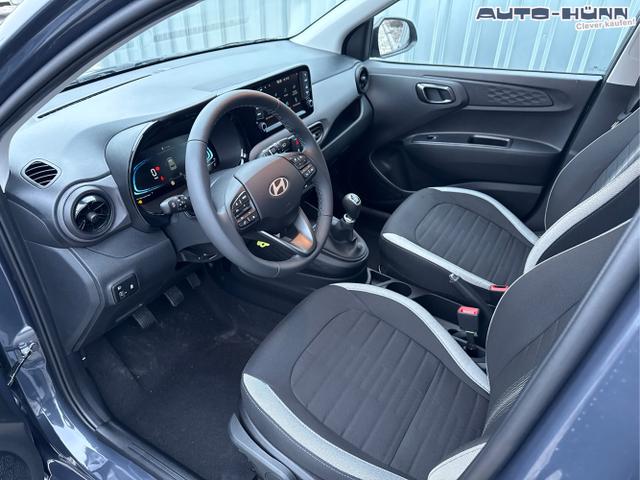 Hyundai / i10 / Grau / / / 