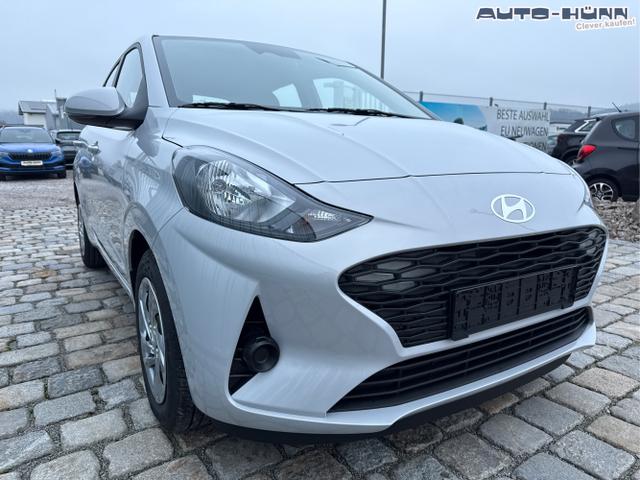 Hyundai / i10 / Silber / / / 