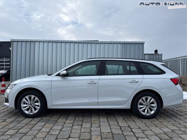 Skoda / Octavia Combi / Wei&szlig; / / / , Beispielbilder, ggf. teilweise mit Sonderausstattung