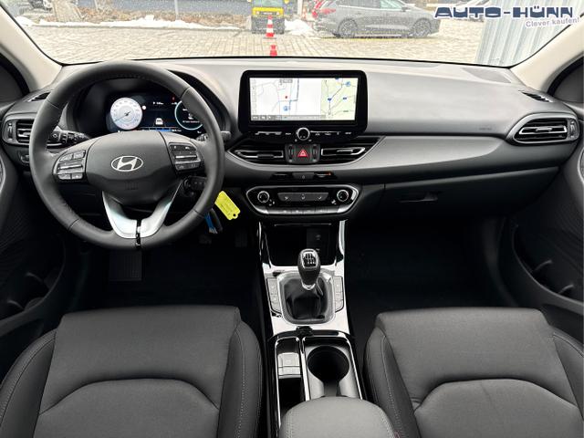 Hyundai / i30 / Grau / / / 