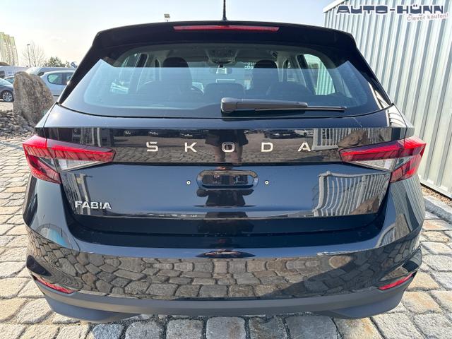 Skoda / Fabia / Schwarz / / / , Beispielbilder, ggf. teilweise mit Sonderausstattung