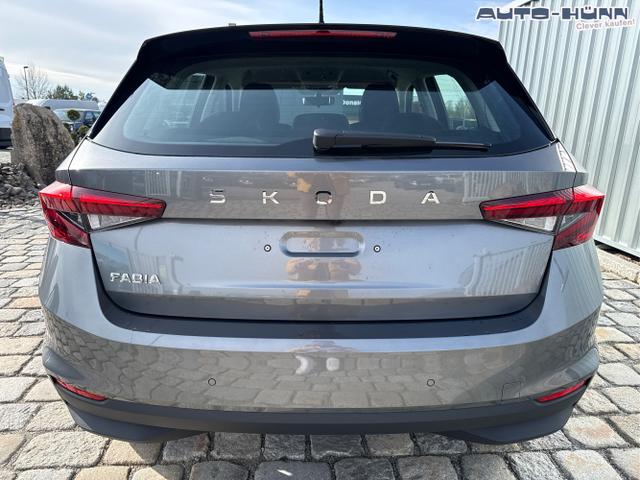 Skoda / Fabia / Grau / / / , Beispielbilder, ggf. teilweise mit Sonderausstattung