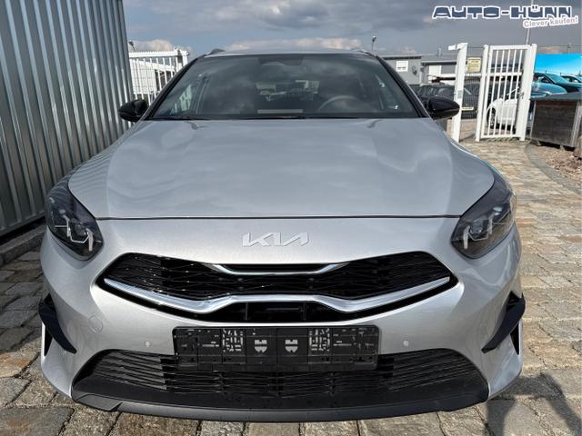 Kia / Ceed / Silber / / / 
