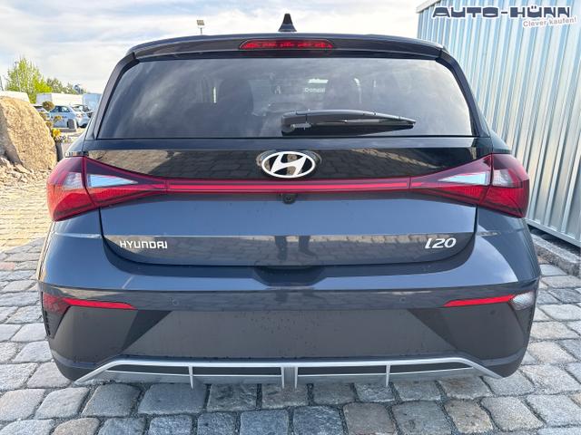 Hyundai / i20 / Grau / / / 