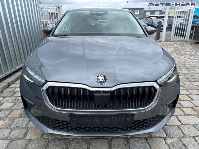 Skoda / Scala / Grau / / / 