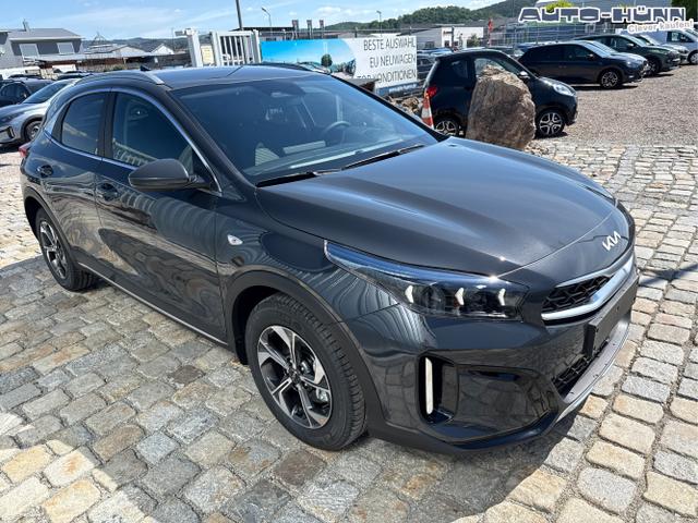 Kia / XCeed / Grau / / / , Beispielbilder, ggf. teilweise mit Sonderausstattung