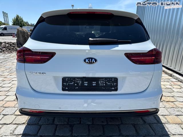 Kia / Ceed / Wei&szlig; / / / , Beispielbilder, ggf. teilweise mit Sonderausstattung