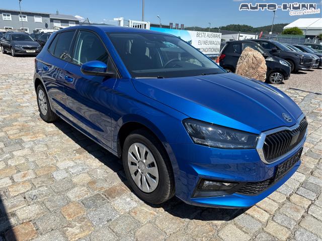 Skoda / Fabia / Blau / / / , Beispielbilder, ggf. teilweise mit Sonderausstattung