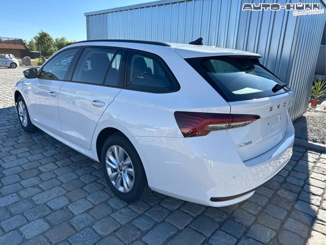 Skoda / Octavia Combi / Wei&szlig; / / / , Beispielbilder, ggf. teilweise mit Sonderausstattung