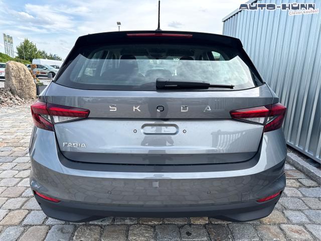 Skoda / Fabia / Grau / / / , Beispielbilder, ggf. teilweise mit Sonderausstattung