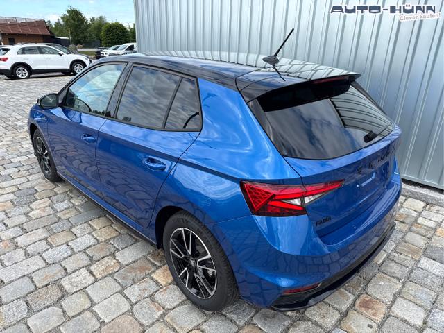 Skoda / Fabia / Blau / / / 