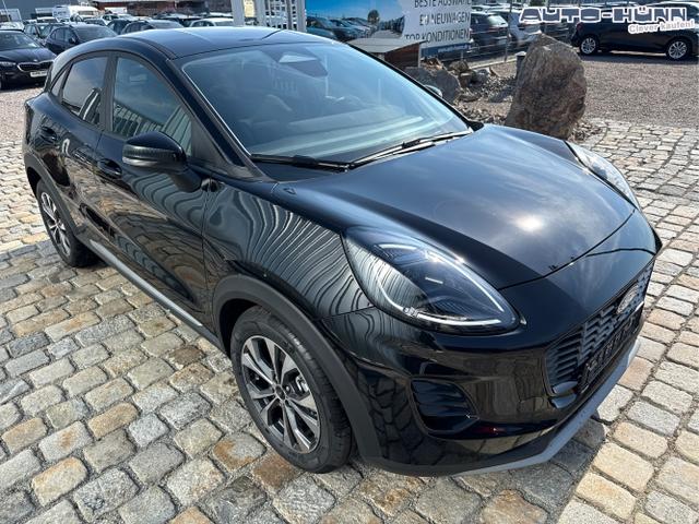 Ford / Puma / Schwarz / / / 