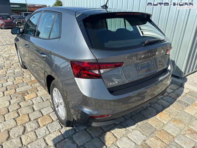 Skoda / Fabia / Grau / / / , Beispielbilder, ggf. teilweise mit Sonderausstattung