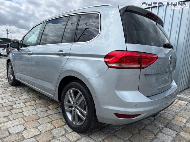 Volkswagen / Touran / Silber / / / 
