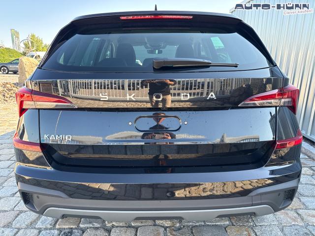 Skoda / Kamiq / Schwarz / / / 130 Jahre Premium Edition 1.5 TSI 150 PS DSG Anh&auml;ngerkupplung-AppleCarPlay-AndroidAuto-Winterpaket-Alcantara-DAB-Tempomat-Totwinkelassist-Kamera-SunSet-el.Heckklappe-17''Alu, Beispielbilder, ggf. teilweise mit Sonderausstattung