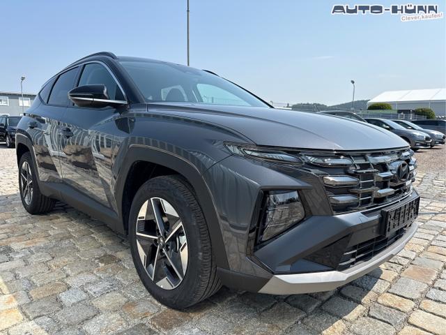 Hyundai / TUCSON / Gr&uuml;n / / / , Beispielbilder, ggf. teilweise mit Sonderausstattung
