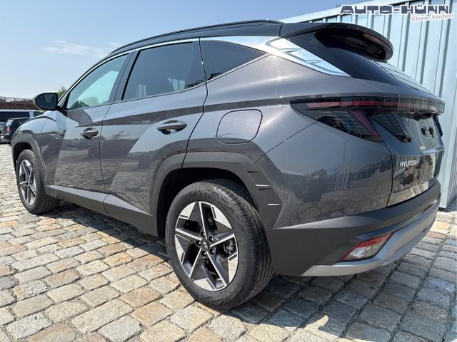 Hyundai / TUCSON / Gr&uuml;n / / / , Beispielbilder, ggf. teilweise mit Sonderausstattung