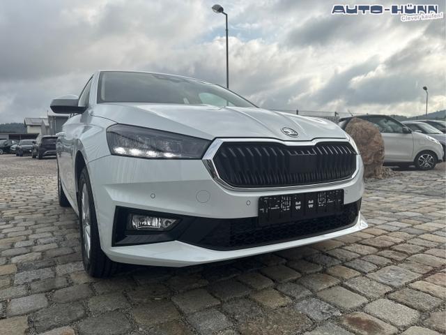 Skoda / Fabia / Wei&szlig; / / / , Beispielbilder, ggf. teilweise mit Sonderausstattung