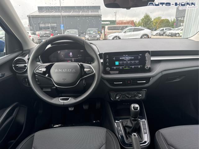 Skoda / Fabia / Blau / / / 130 Jahre 1.0 MPI 80 PS-Virtuelles Cockpit-AppleCarplay-Android-Auto-LED-Klima-Tempomat-R&uuml;ckfahrkamera-DAB-SHZ-15 Alu-sofort, Beispielbilder, ggf. teilweise mit Sonderausstattung