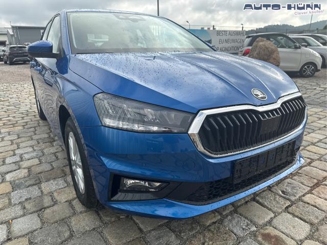 Skoda / Fabia / Blau / / / 130 Jahre 1.0 MPI 80 PS-Virtuelles Cockpit-AppleCarplay-Android-Auto-LED-Klima-Tempomat-R&uuml;ckfahrkamera-DAB-SHZ-15 Alu-sofort, Beispielbilder, ggf. teilweise mit Sonderausstattung