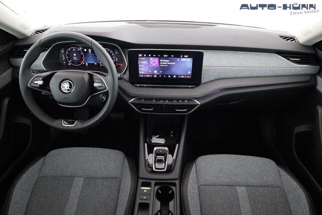 Skoda Octavia Combi 1.5 TSI mHEV 110 kW Selection DSG Facelift, Teilleder, 18-Zoll, Matrix 