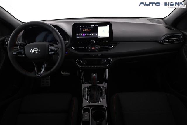Hyundai i30 Kombi N Line 1.5 T-GDI DCT Line, Side, LED, Navi, Kamera 