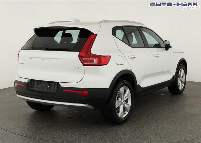 Volvo XC40 Core 2WD B3 Mild-Hybrid Core, AHK, Navi, LED, Winter, Kamera, el. Klappe 