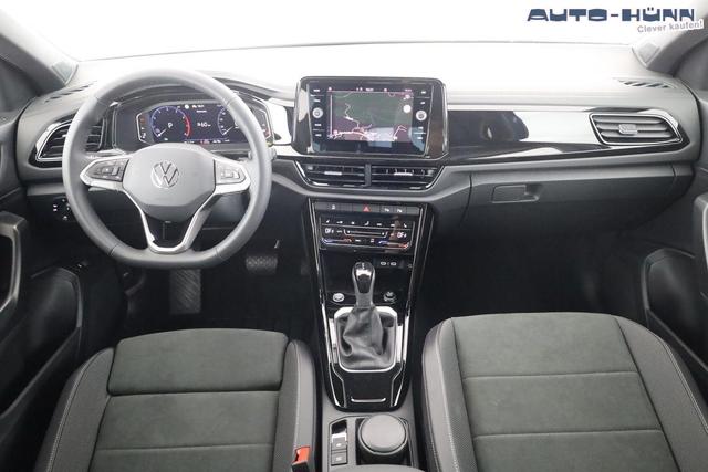 Volkswagen T-Roc Style 1.5 TSI DSG Black Style, AHK, IQ.Light, 19-Zoll, easyOpen, Navi 
