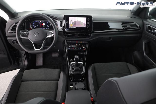 Volkswagen T-Roc Style 1.5 TSI DSG Black Style, AHK, IQ.Light, 19-Zoll, easyOpen, Navi 