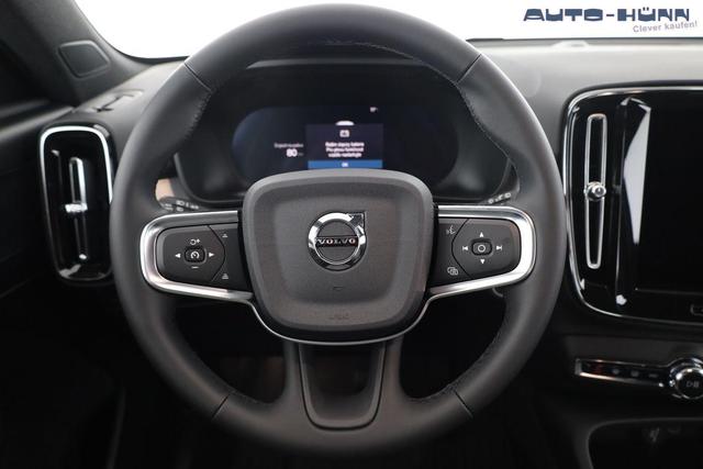 Volvo XC40 Core 2WD B3 Mild-Hybrid Core, Navi, LED, Winter, Kamera, el. Klappe 