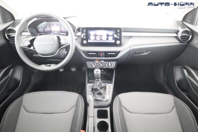 Skoda Fabia Selection 1.0 TSI Selection, Park, Winterpaket, SmartLink, 4-J Garantie 