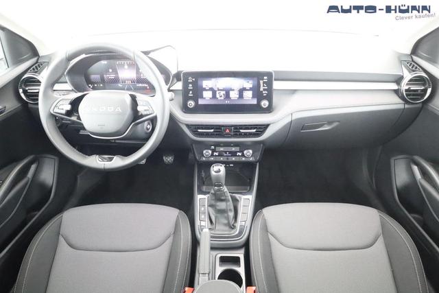 Skoda Fabia Selection 1.0 TSI 130 Jahre, LED, Kamera, Winter, 15-Zoll, 5-J. Garantie 