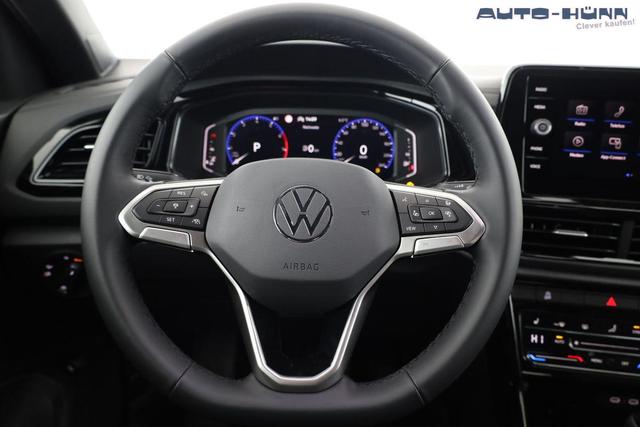 Volkswagen T-Roc Style 1.5 TSI DSG Black Style, AHK, IQ.Light, 19-Zoll, easyOpen, Navi 