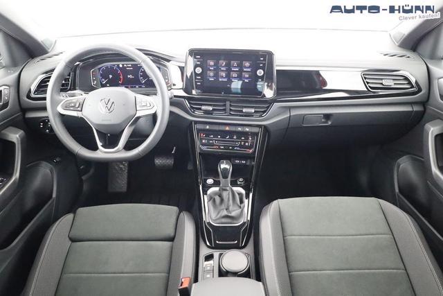 Volkswagen T-Roc Style 1.5 TSI DSG Black Style, AHK, IQ.Light, 19-Zoll, easyOpen, Navi 