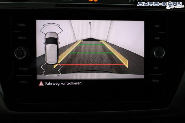 Volkswagen Touran Comfortline BMT/Start-Stopp 1.5 TSI DSG Comfortline, 7-Sitzer, AHK, Navi, Kamera, Side, Winter, 3 J.-Garantie 