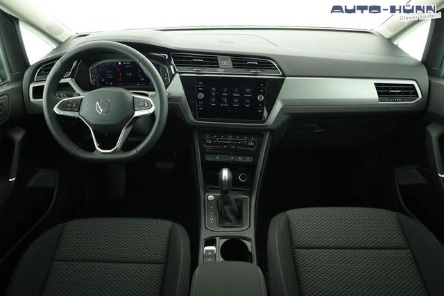 Volkswagen Touran Comfortline BMT/Start-Stopp 1.5 TSI DSG Comfortline, 7-Sitzer, AHK, Navi, Side, Kamera, Winter, 17-Zoll, 3 J.-Garantie 