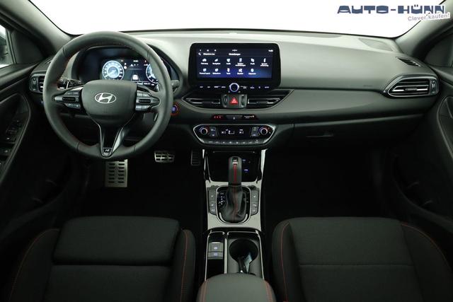 Hyundai i30 N Line 1.5 T-GDI DCT Fastback N-LINE, Navi, 18-Zoll, Kamera, LED, Winter 