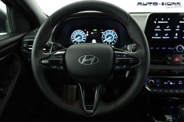 Hyundai i30 N Line 1.5 T-GDI DCT Fastback N-LINE, Navi, 18-Zoll, Kamera, LED, Winter 