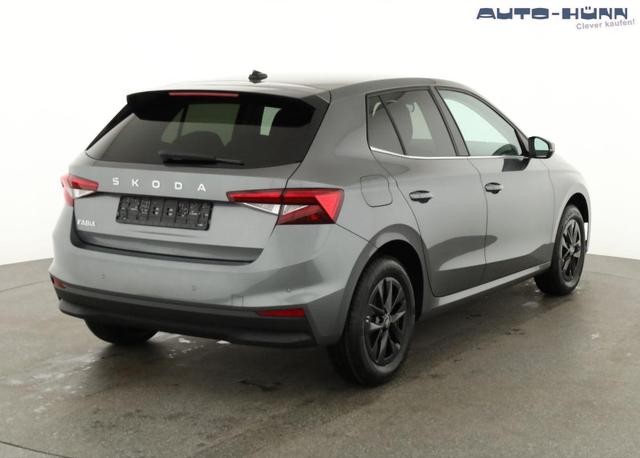 Skoda Fabia Selection 1.0 TSI DSG Selection, 15-Zoll schwarz, Winter, Ladeboden 