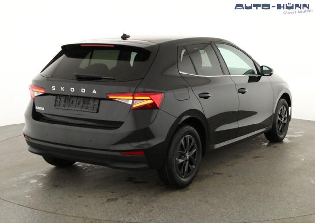 Skoda Fabia Selection 1.0 TSI DSG Selection, 15-Zoll schwarz, Winter, Ladeboden 