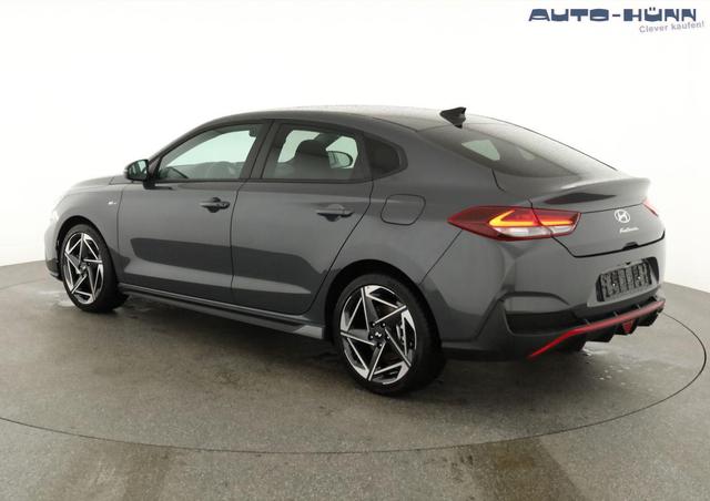 Hyundai i30 N Line 1.5 T-GDI DCT Fastback N-LINE, Navi, 18-Zoll, Kamera, LED, Winter 