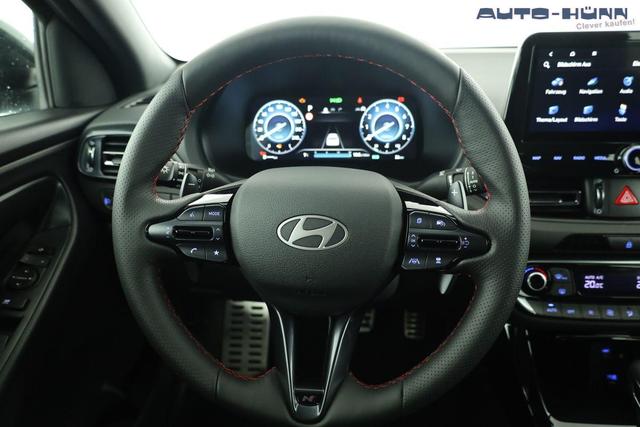 Hyundai i30 N Line 1.5 T-GDI DCT Fastback N-LINE, Navi, 18-Zoll, Kamera, LED, Winter 