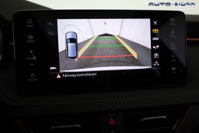 Skoda Kamiq Monte Carlo 1.0 TSI DSG Carlo, Matrix, AHK, 18-Zoll, Pano, Navi, el.Klappe, 5 J.-Garantie 