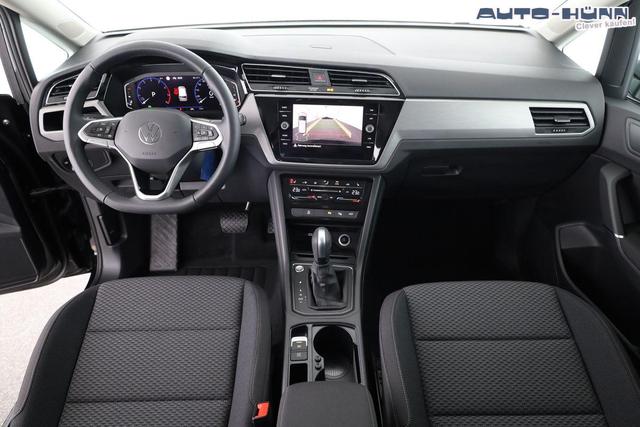 Volkswagen Touran Comfortline BMT/Start-Stopp 1.5 TSI DSG Comfortline, 7-Sitzer, AHK, Navi, FS-heizbar, Kamera, Side, Winter, 4 J.-Garantie 