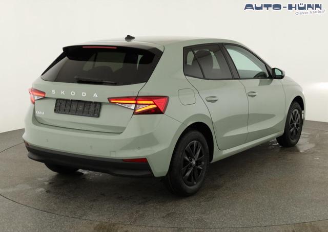 Skoda Fabia Selection 1.0 TSI 130 Jahre, LED, Kamera, Winter, Sunset, 15-Zoll 