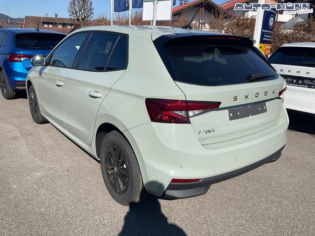 Skoda Fabia Selection 1.0 TSI 130 Jahre, LED, Kamera, Winter, Sunset, 15-Zoll 