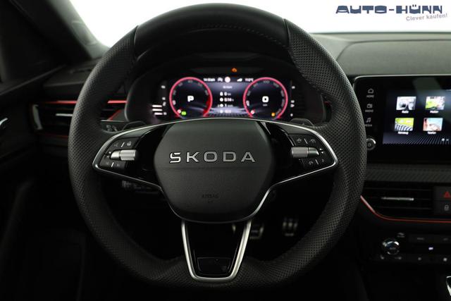 Skoda Kamiq Monte Carlo 1.5 TSI DSG Carlo, Pano, AHK, IQ.Light, Side, Kamera, Winter, 17-Zoll 